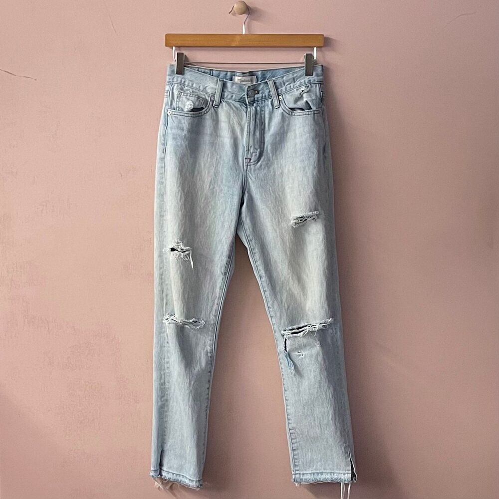Madewell “The Perfect Vintage” Light Wash Blue Distressed Mom Jeans GUC Size 26